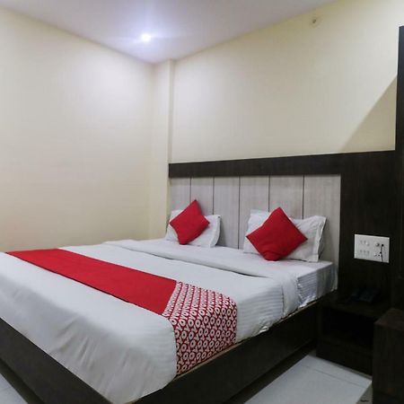 Oyo 48974 Hotel Shweta Residency Varanasi Exterior foto