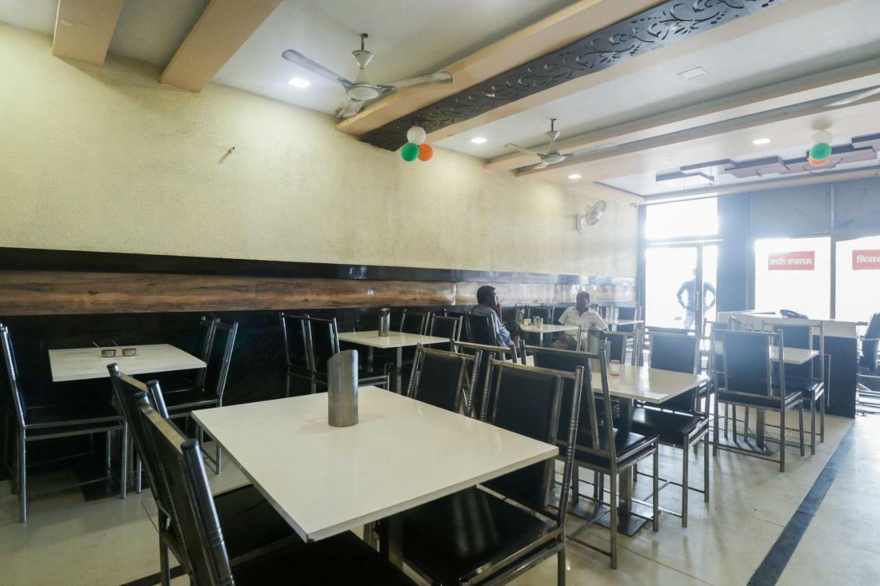 Oyo 48974 Hotel Shweta Residency Varanasi Exterior foto