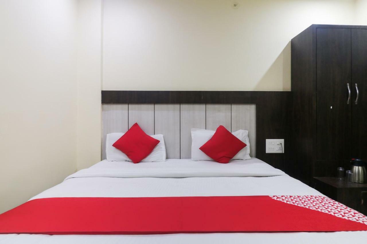 Oyo 48974 Hotel Shweta Residency Varanasi Exterior foto